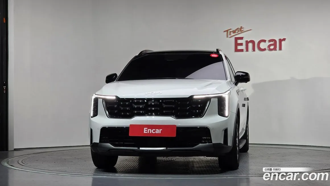 Kia Sorento — фото 9