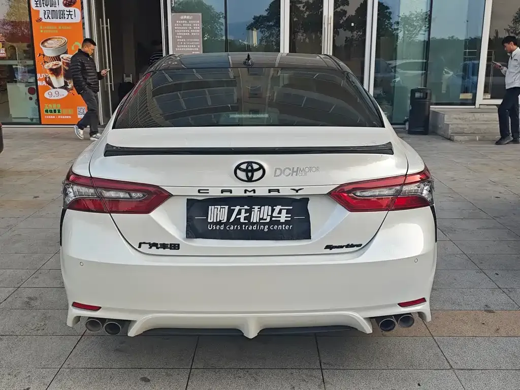 Toyota Camry 2023 из CN, фото 5