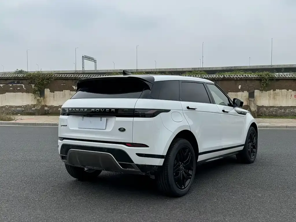 Land Rover Evoque 2024 из CN, фото 2