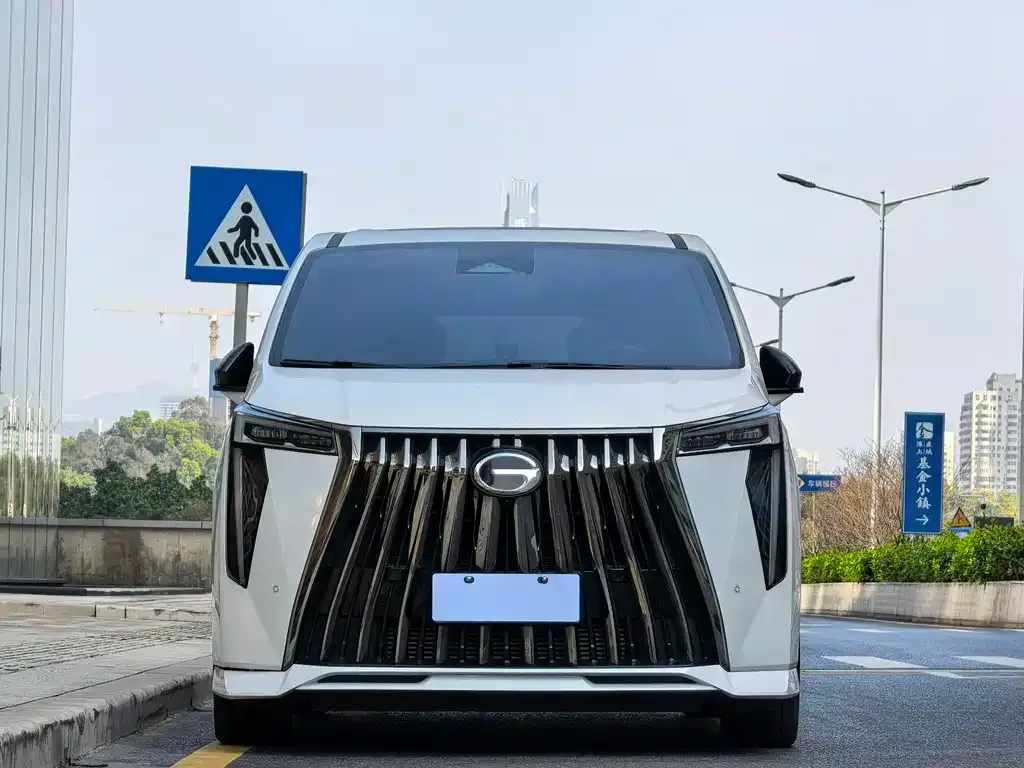 GAC Motor Trumpchi M8 — фото 6