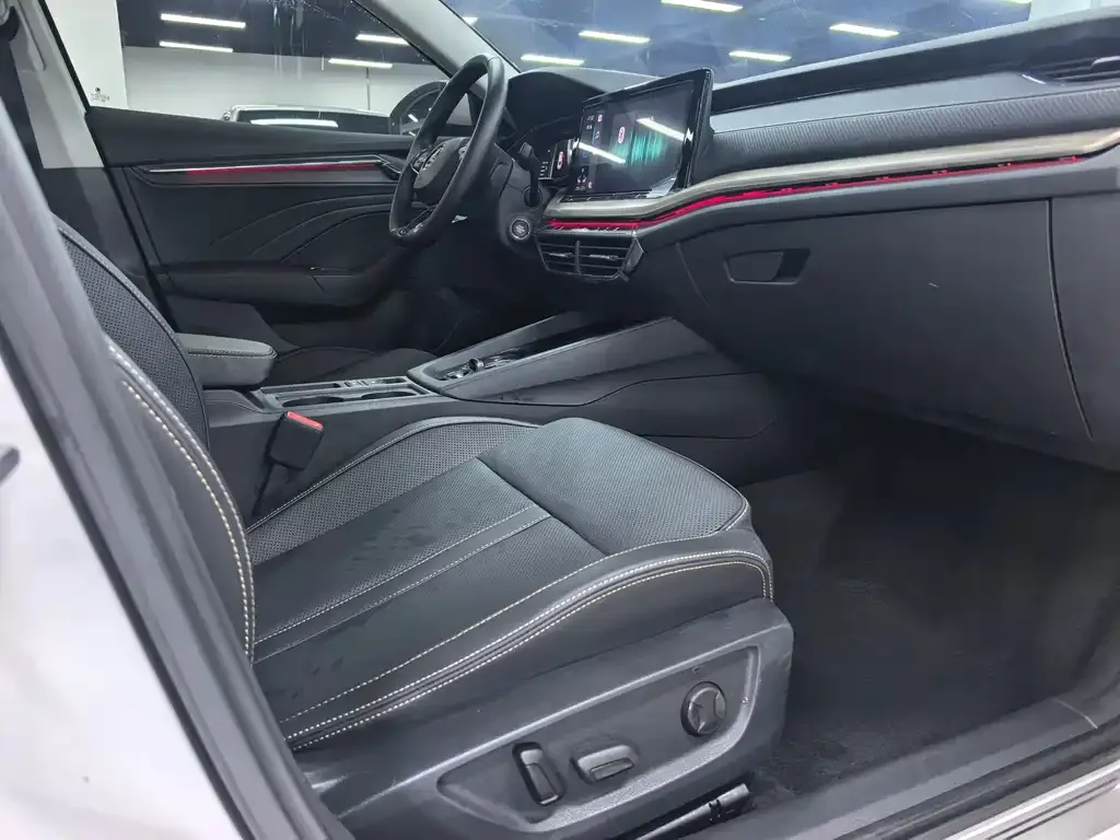 Skoda Octavia 2021 из CN, фото 4