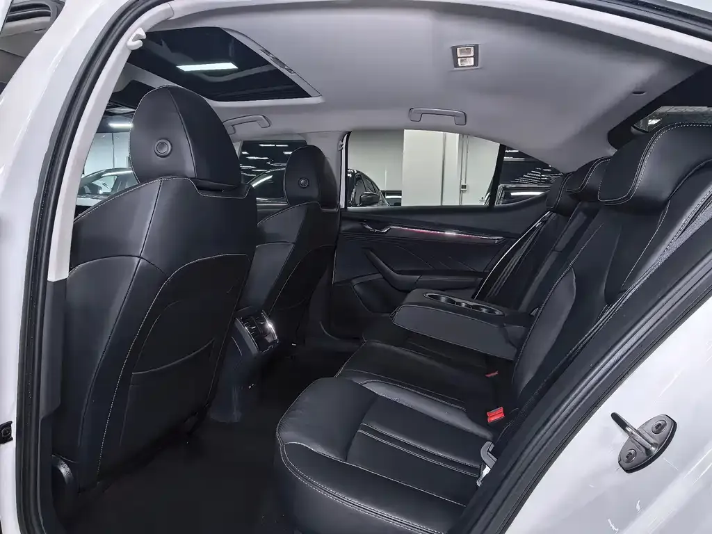 Skoda Octavia 2021 из CN, фото 2