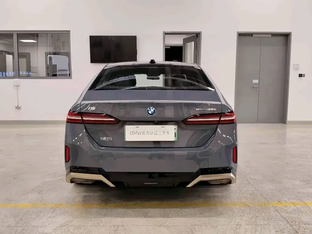 BMW i5 2025 из CN, фото 8