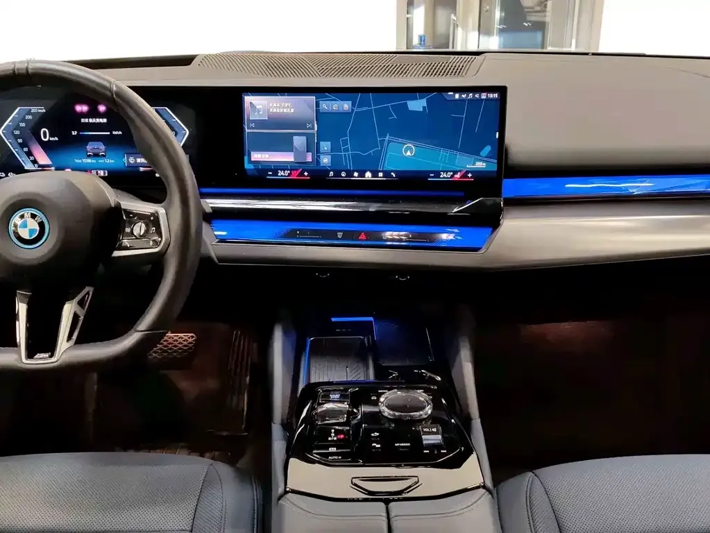 BMW i5 2025 из CN, фото 10
