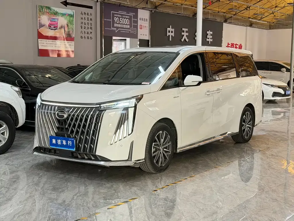 GAC Motor Trumpchi M8 — фото 1