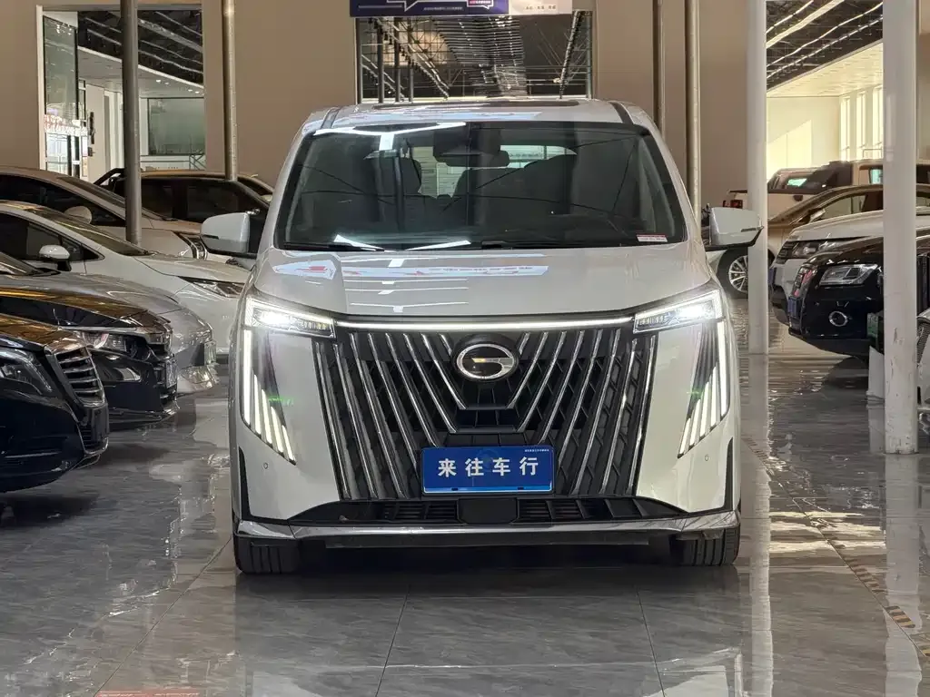 GAC Motor Trumpchi M8 — фото 3