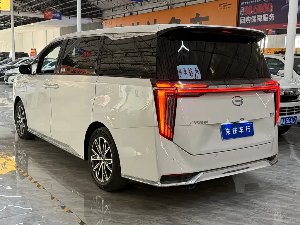 GAC Motor Trumpchi M8 — фото 9