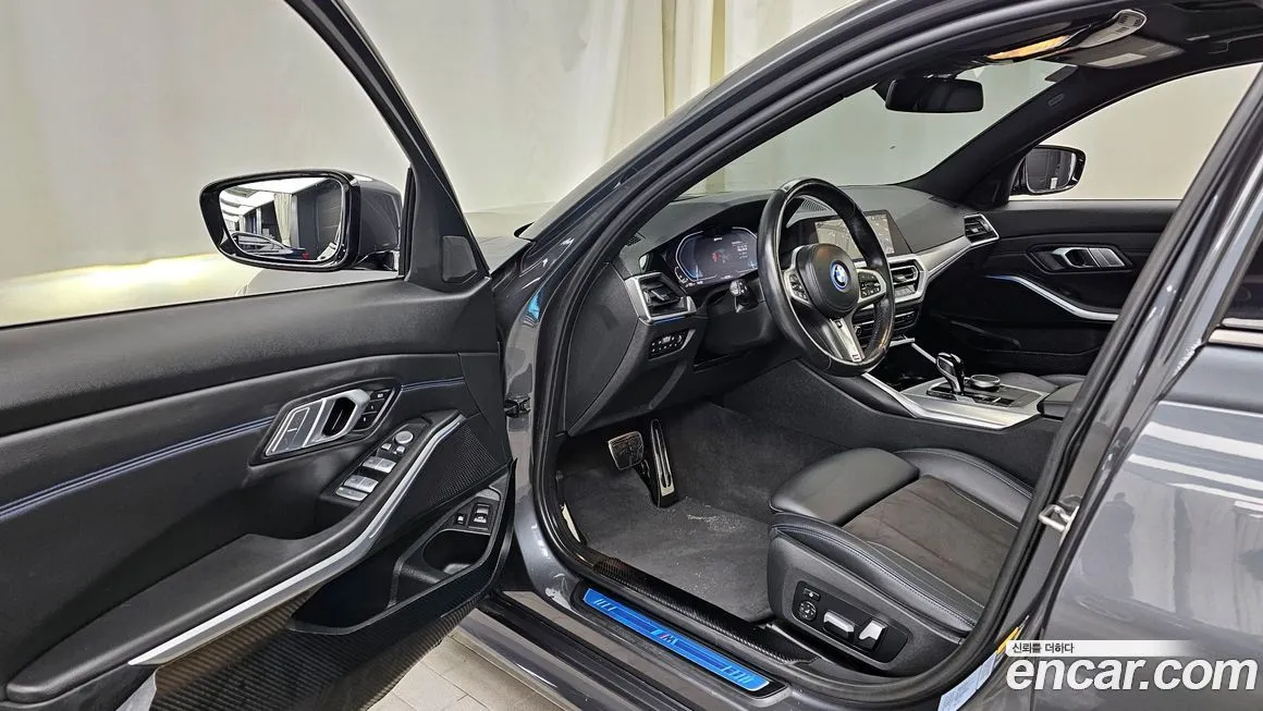 BMW 3-Series 2022 из KR, фото 7