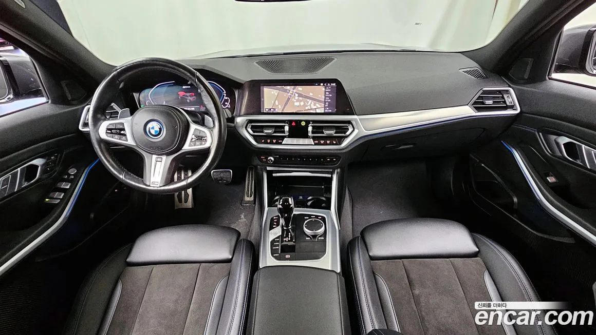 BMW 3-Series 2022 из KR, фото 8