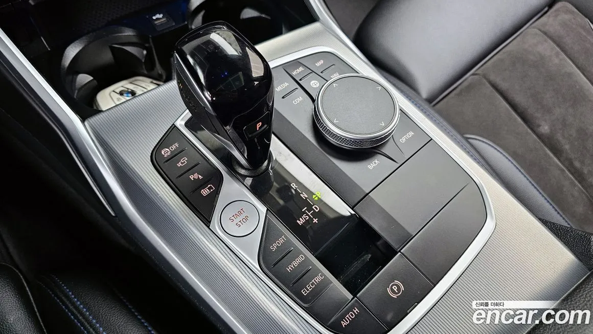 BMW 3-Series 2022 из KR, фото 9