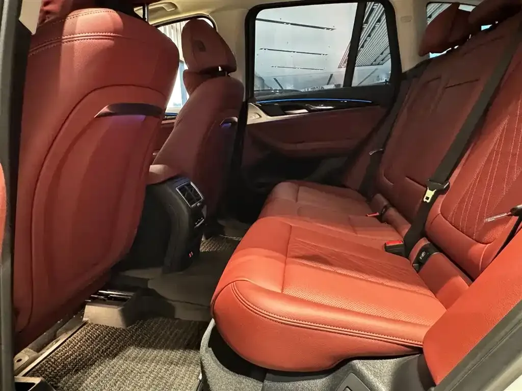 BMW iX3 2023 из CN, фото 3