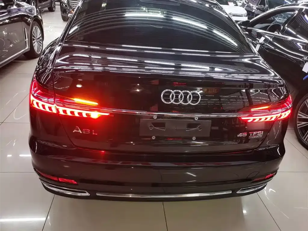 Audi A6L 2022 из CN, фото 3