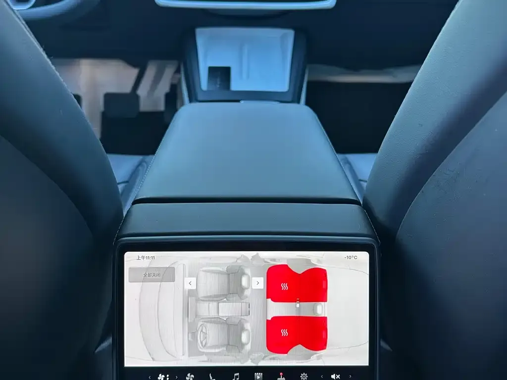 Tesla Model 3 — фото 2