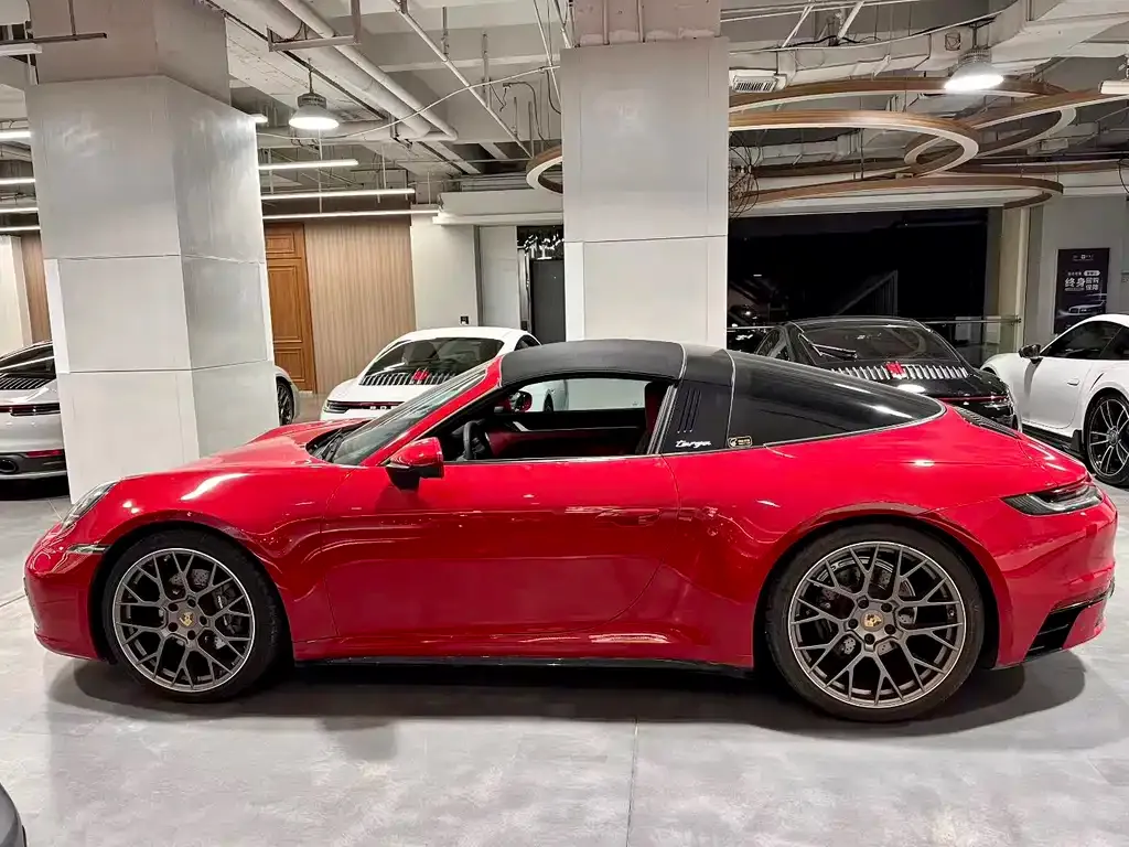 Porsche 911 2021 из CN, фото 8
