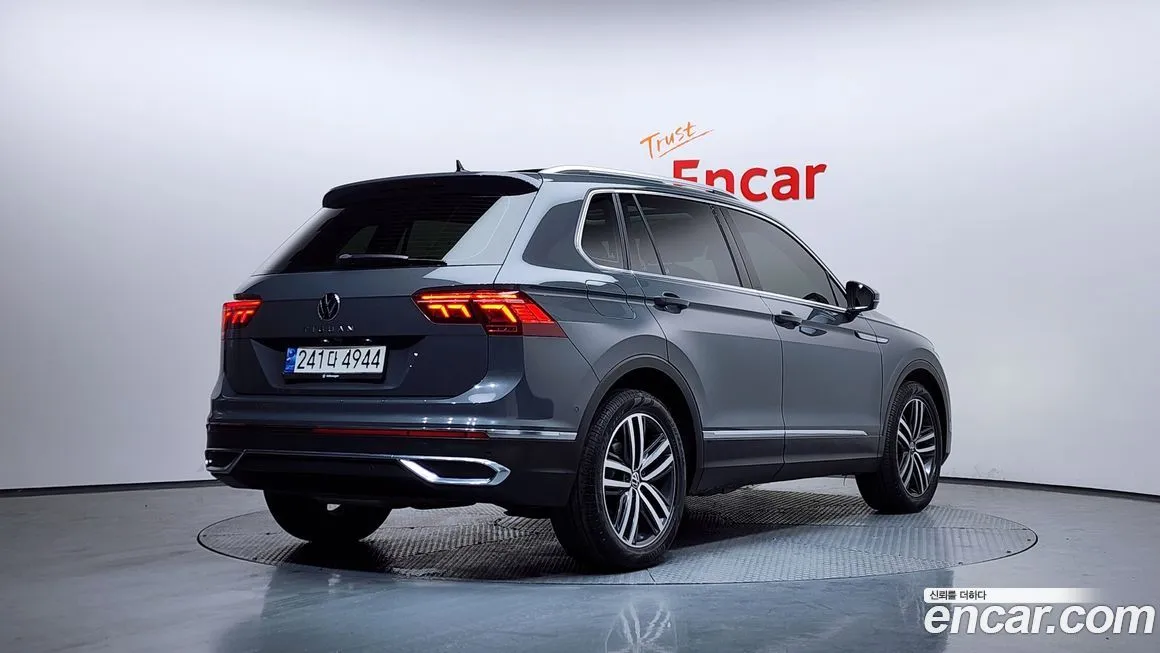 Volkswagen Tiguan 2022 из KR, фото 10