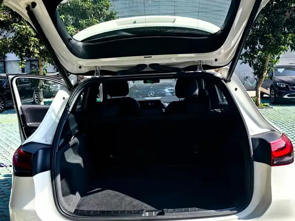 Mercedes-Benz GLA 2024 из CN, фото 6
