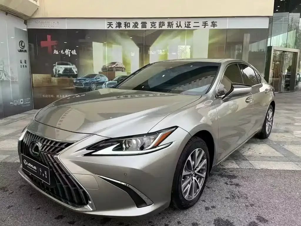 Lexus ES 2023 из CN, фото 1