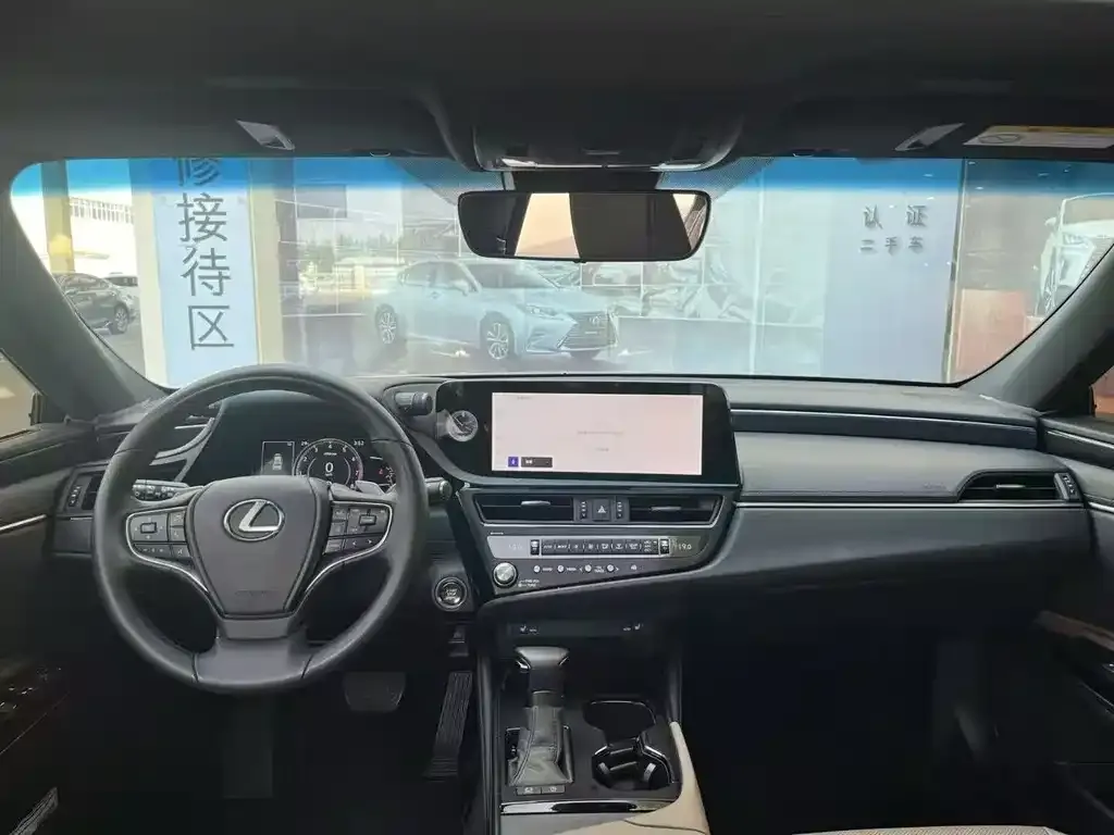 Lexus ES 2023 из CN, фото 9