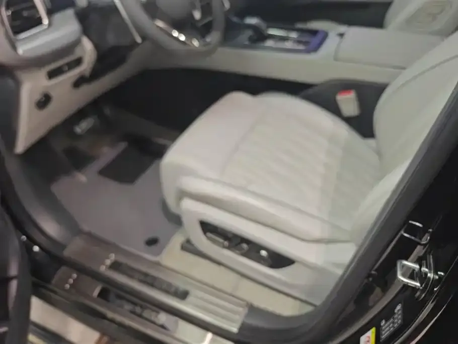 GAC Motor Trumpchi GS8 — фото 10