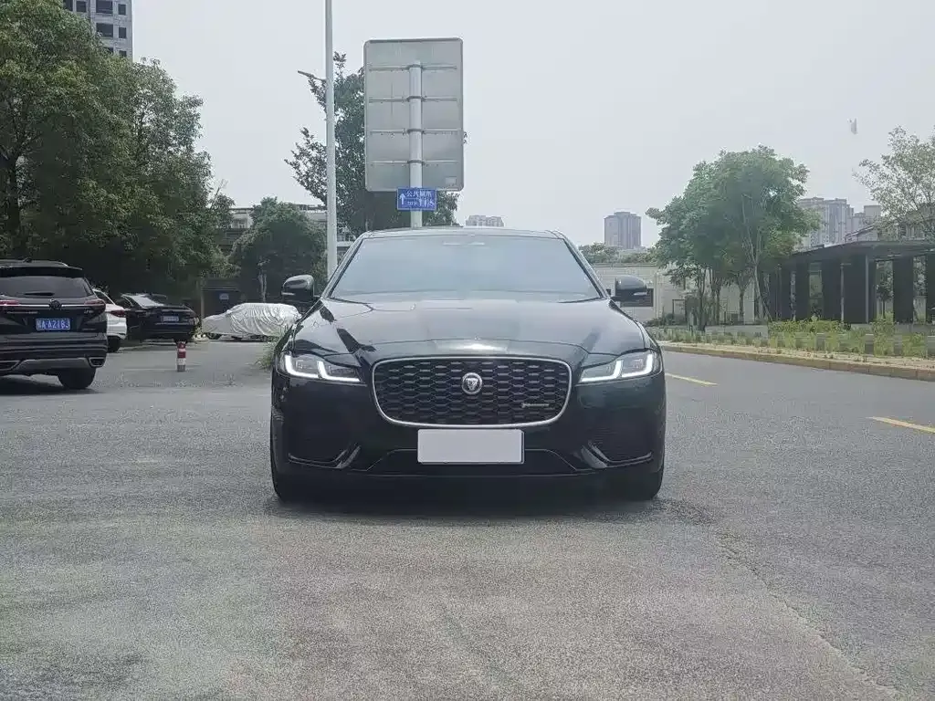 Jaguar XFL 2022 из CN, фото 3