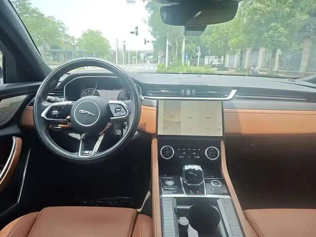 Jaguar XFL 2022 из CN, фото 6