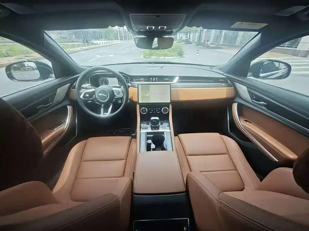 Jaguar XFL 2022 из CN, фото 7
