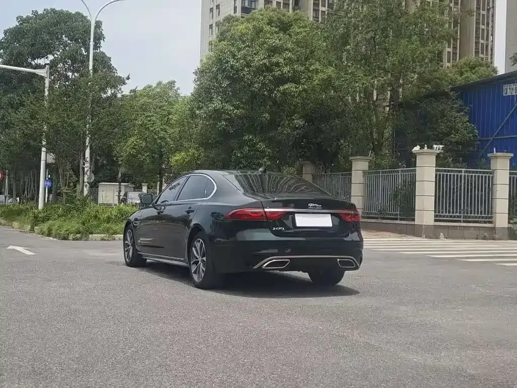 Jaguar XFL 2022 из CN, фото 5