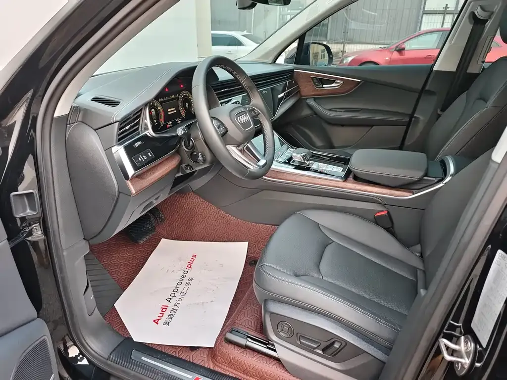 Audi Q7 2026 из CN, фото 3