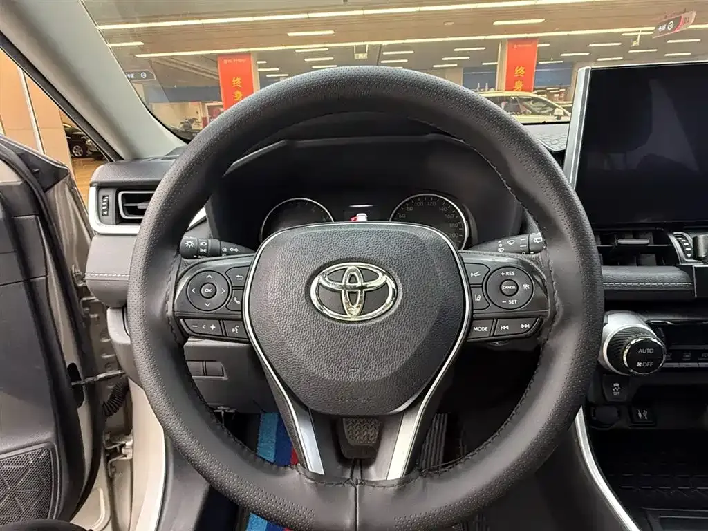 Toyota Wildlander 2021 из CN, фото 7
