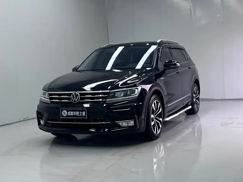 Volkswagen Tiguan L 2021 из CN, фото 1