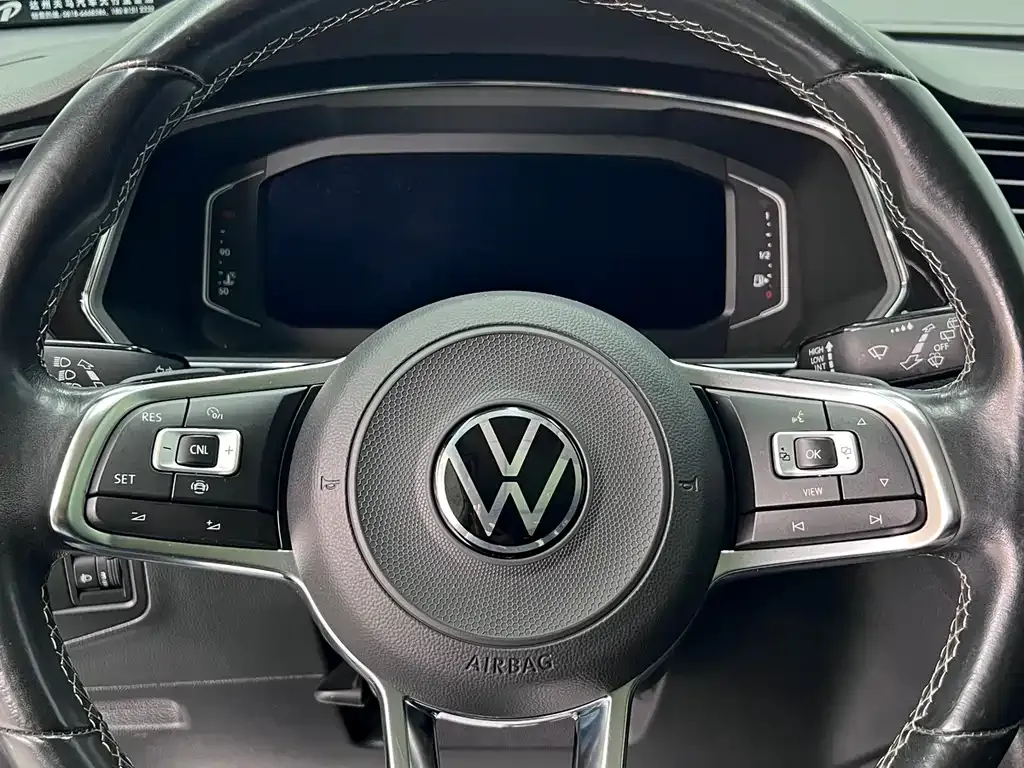 Volkswagen Tiguan L 2021 из CN, фото 10