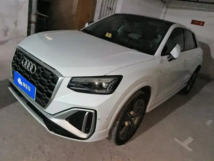 Audi Q2L 2022 из CN, фото 1