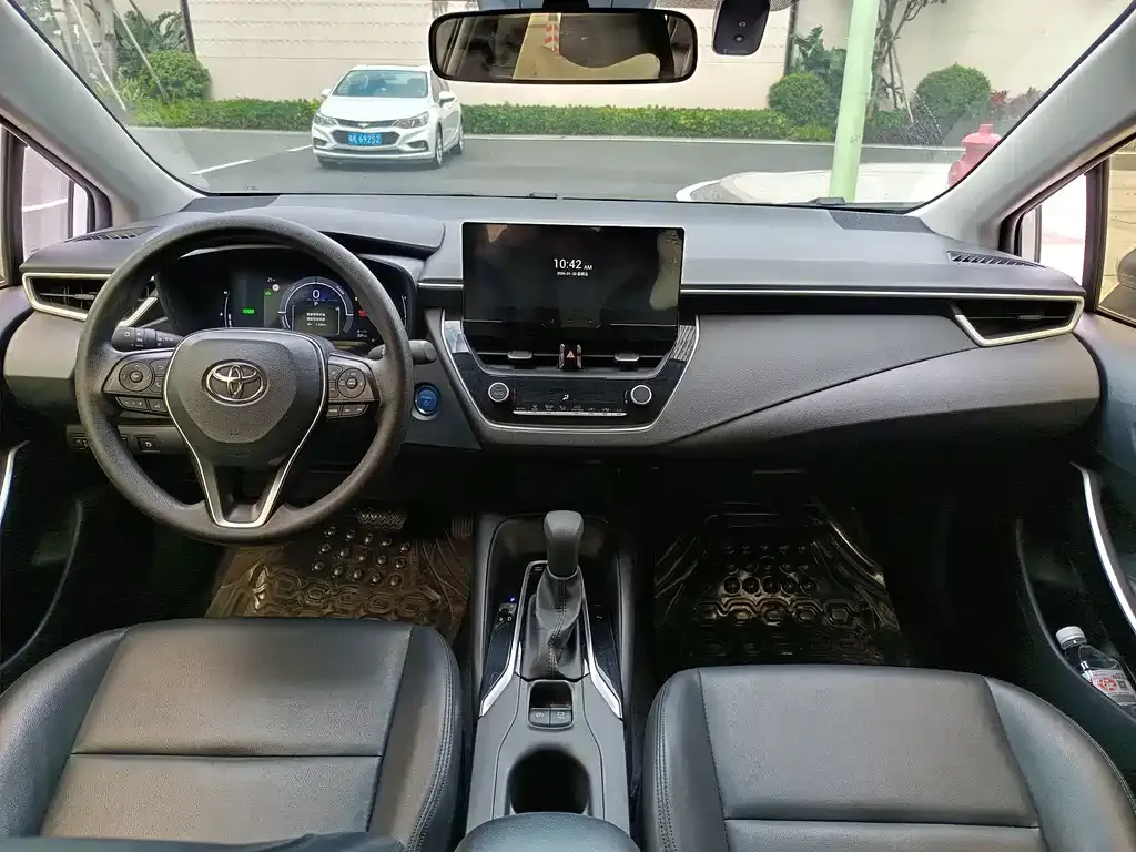 Toyota Corolla 2024 из CN, фото 4