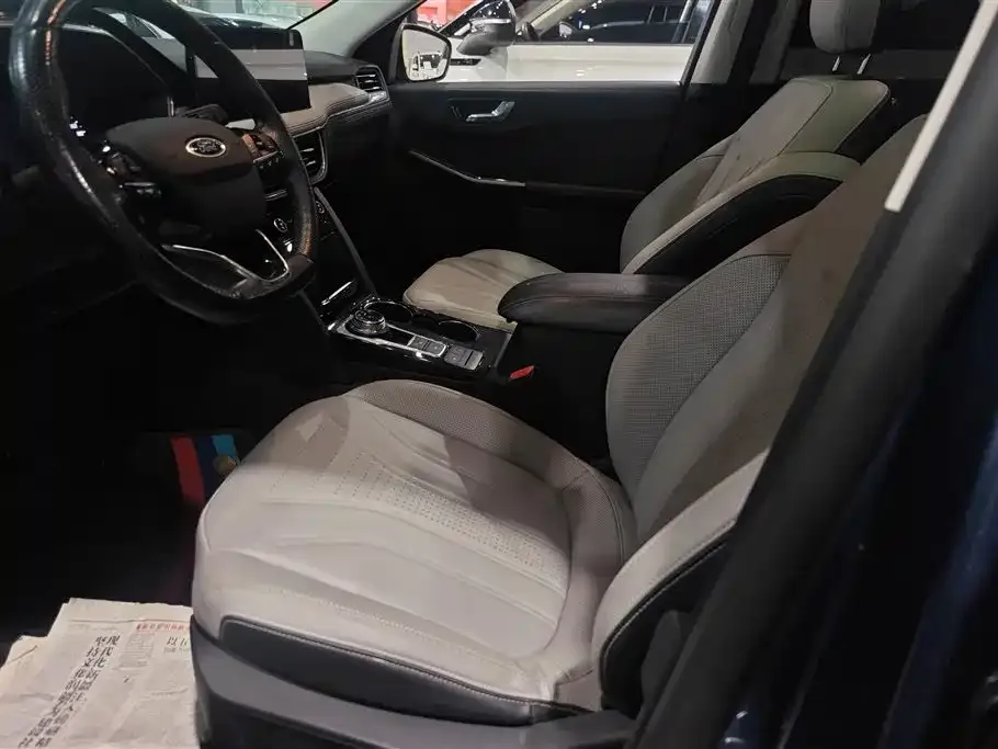Ford Escape 2021 из CN, фото 6