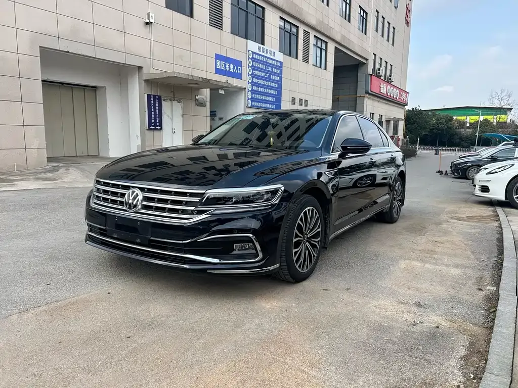 Volkswagen Phideon 2022 из CN, фото 1