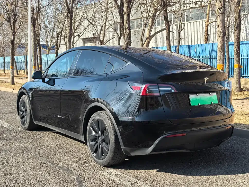 Tesla Model Y 2022 из CN, фото 10
