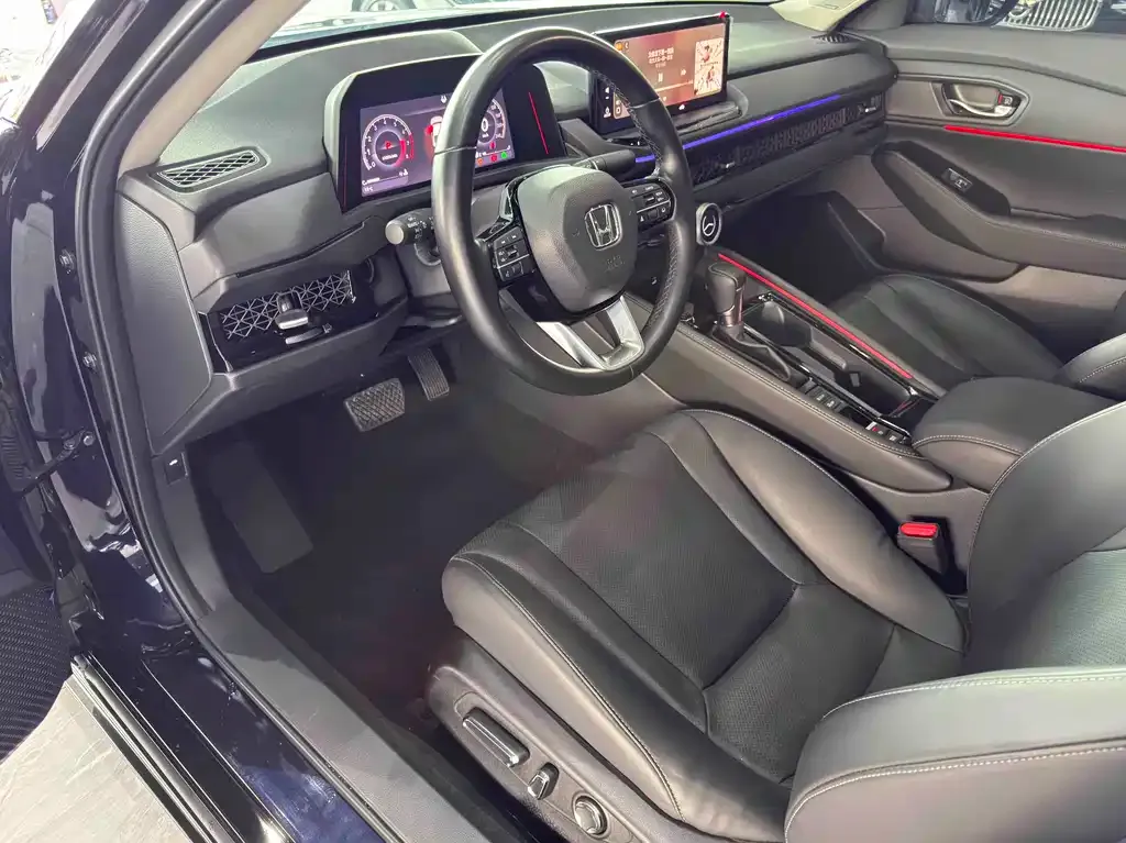 Honda Accord — фото 9