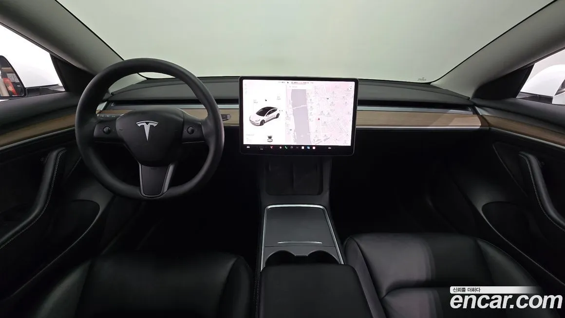 Tesla Model 3 — фото 9
