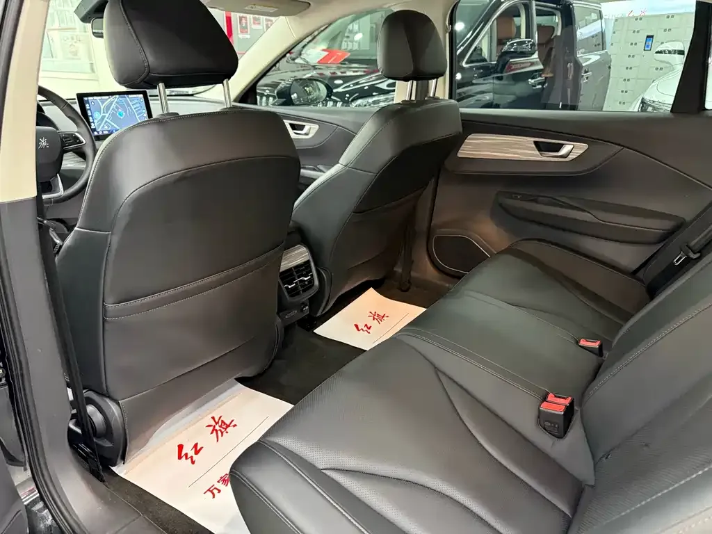Hongqi E-QM5 2023 из CN, фото 8