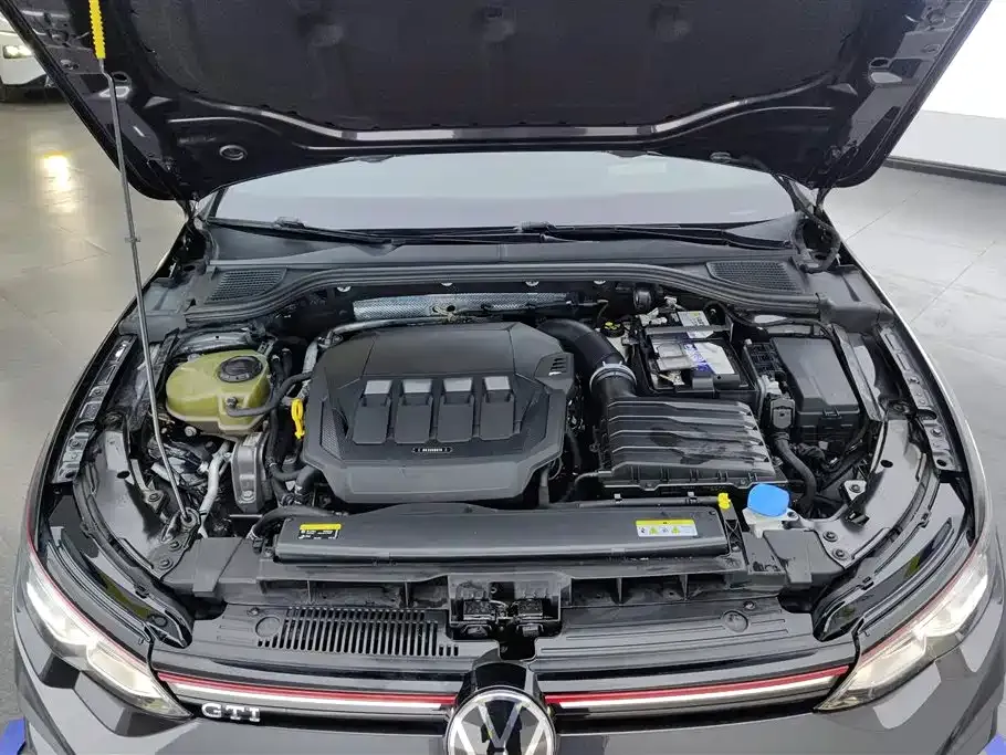Volkswagen Golf GTI 2022 из CN, фото 3