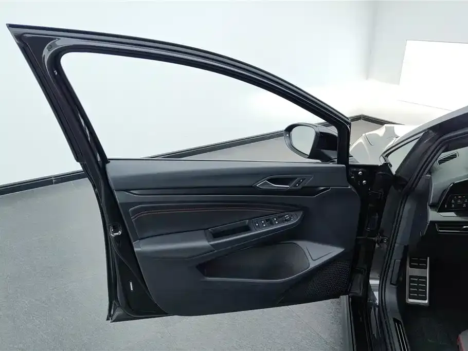 Volkswagen Golf GTI 2022 из CN, фото 8