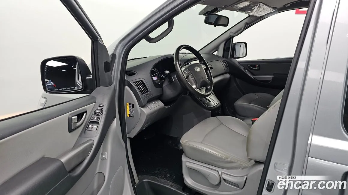 Hyundai Starex 2021 из KR, фото 2