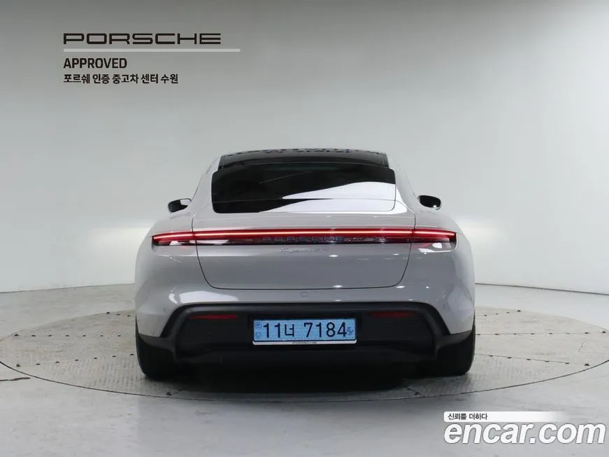 Porsche Taycan 2025 из KR, фото 9