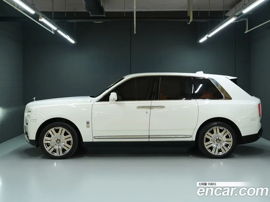 Rolls-Royce Cullinan 2022 из KR, фото 4