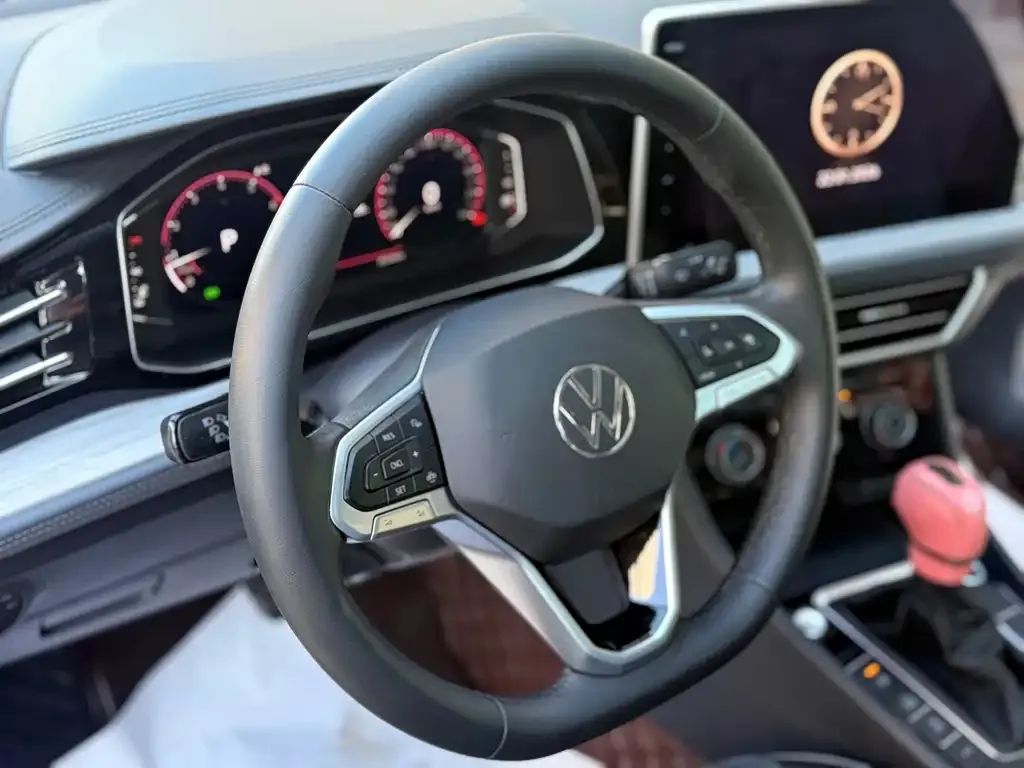 Volkswagen Sagitar 2024 из CN, фото 2