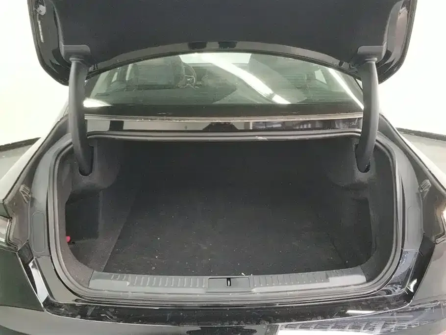 Lincoln Z 2024 из CN, фото 7