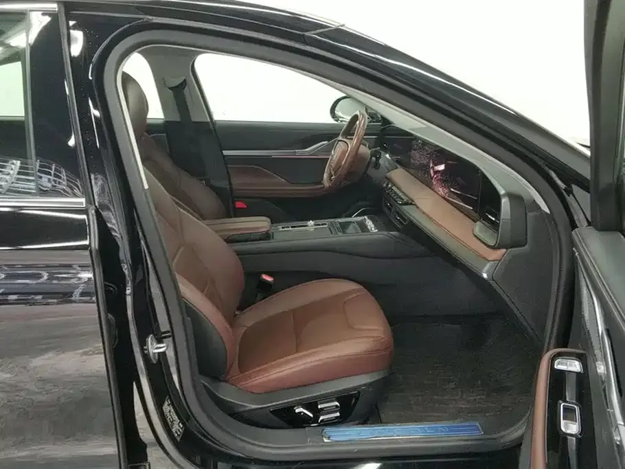 Lincoln Z 2024 из CN, фото 3