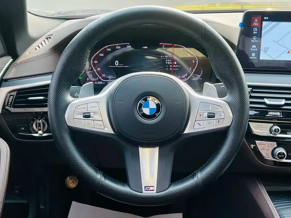 BMW 5 Series — фото 10