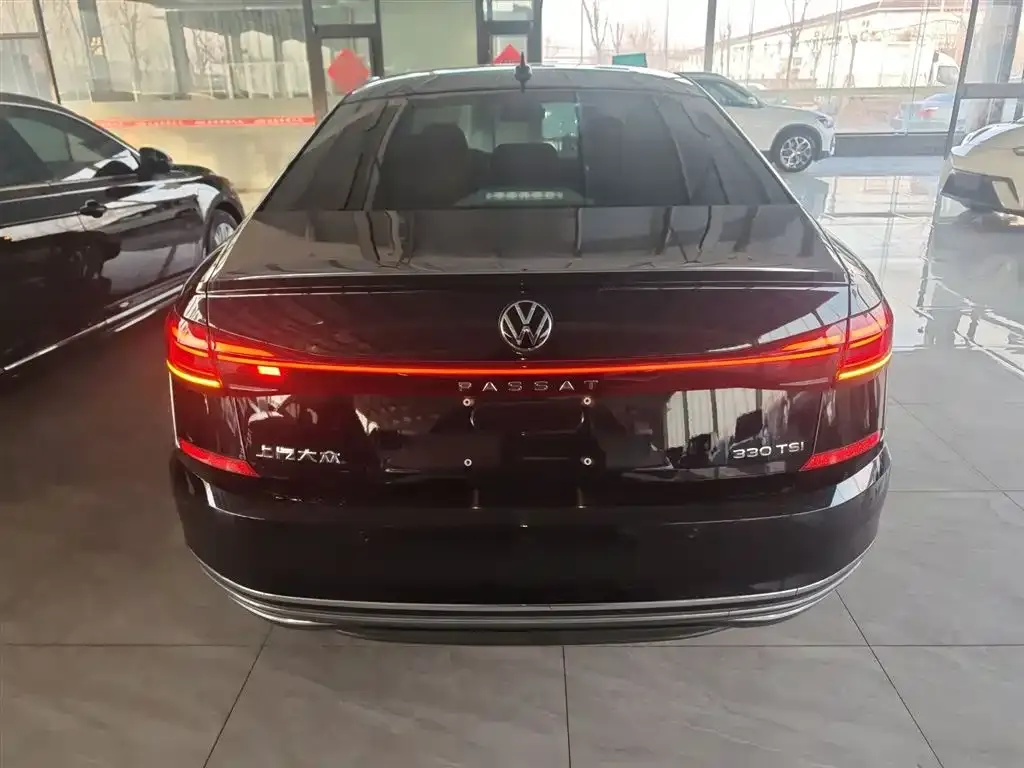 Volkswagen Passat 2022 из CN, фото 2