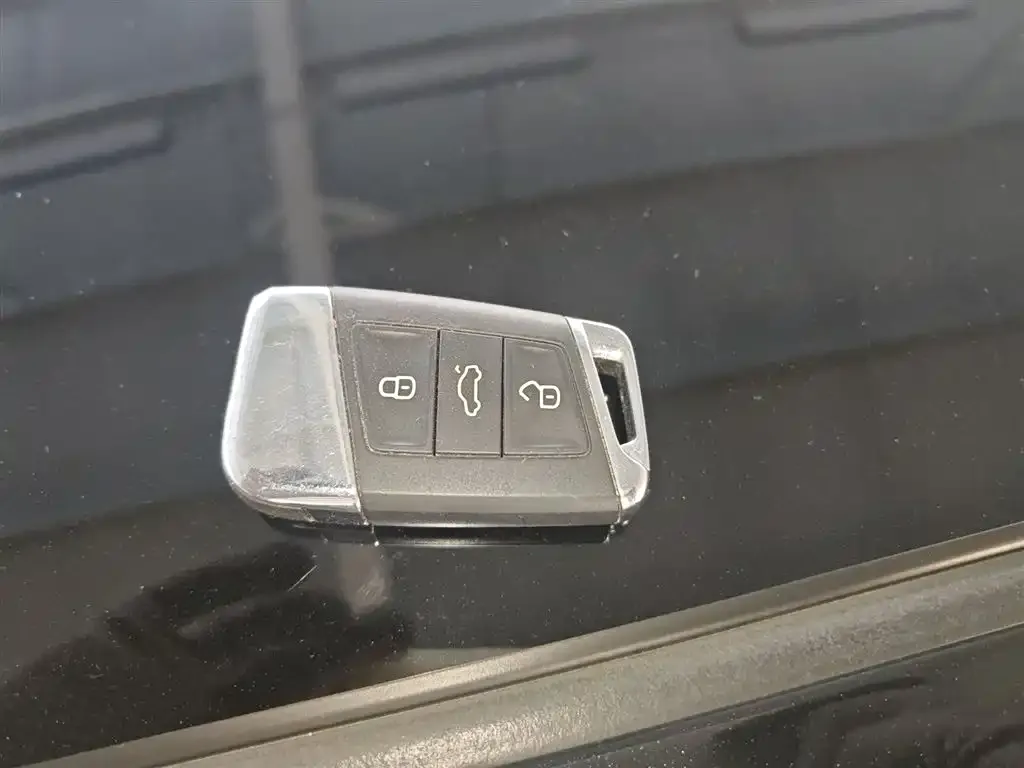 Volkswagen Passat 2022 из CN, фото 9